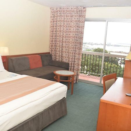 Hôtel Sawa Douala Bagian luar foto