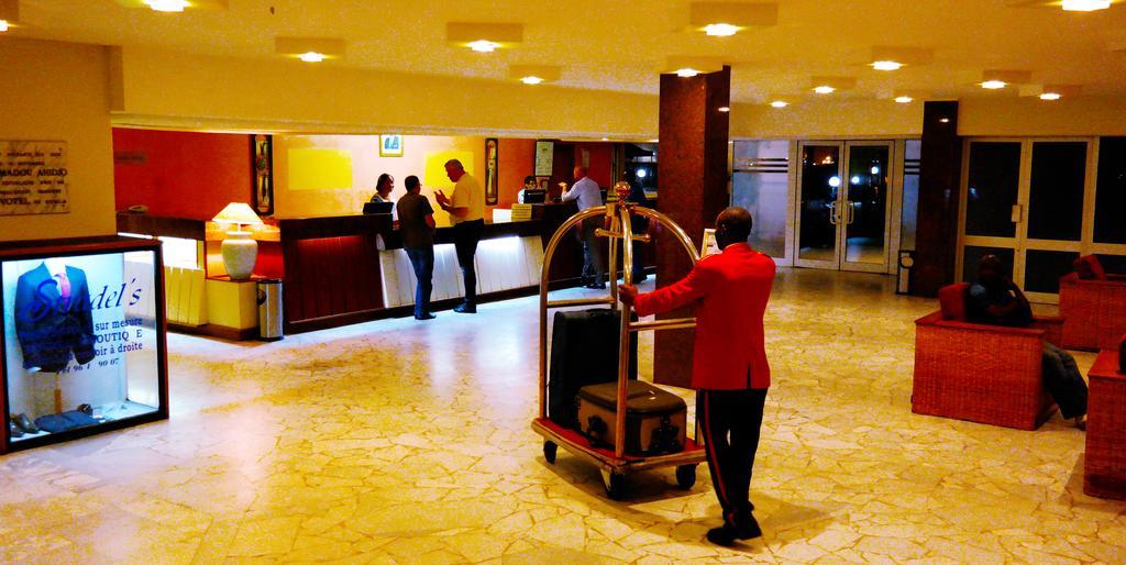 Hôtel Sawa Douala Bagian luar foto