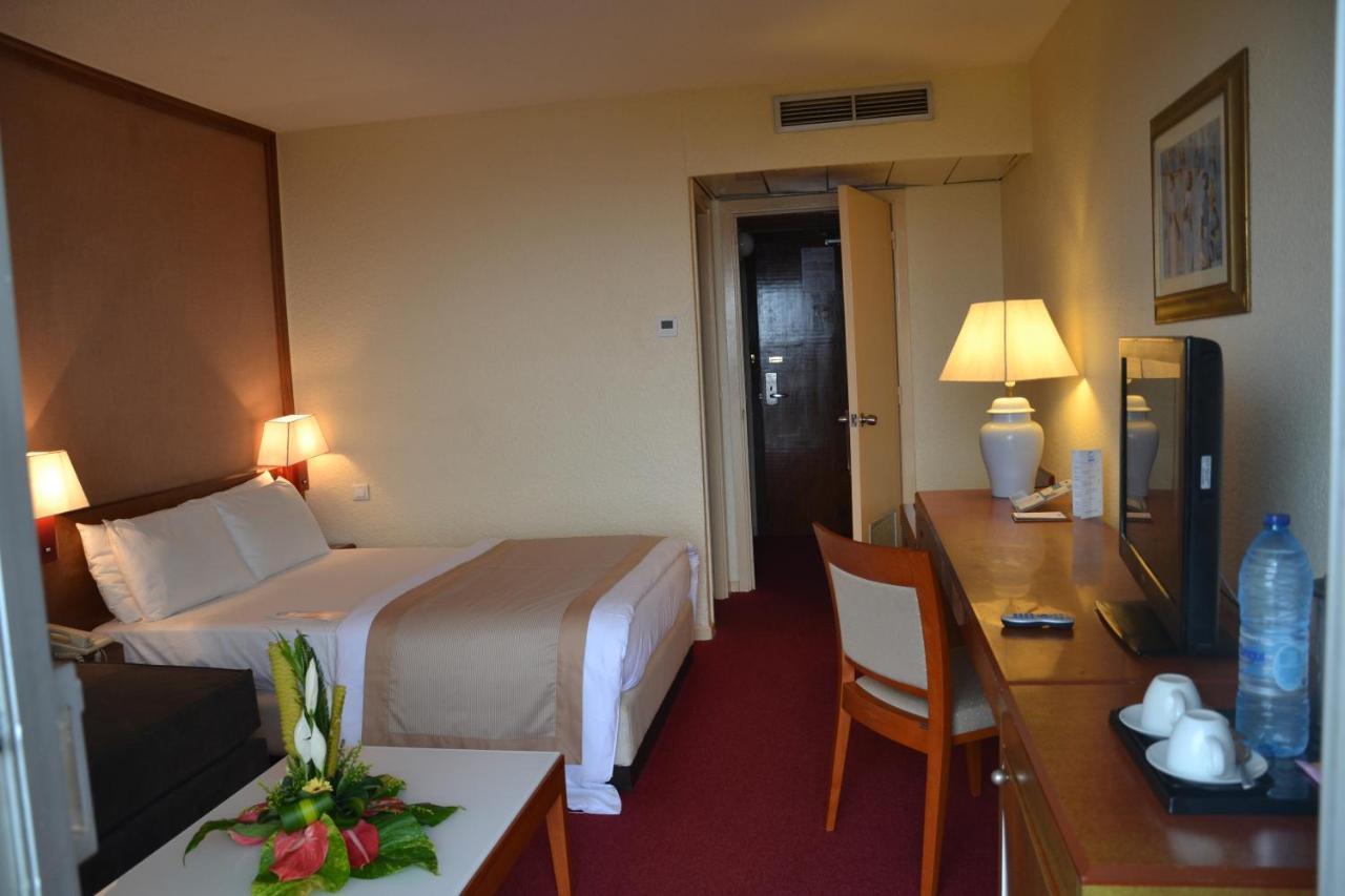 Hôtel Sawa Douala Bagian luar foto