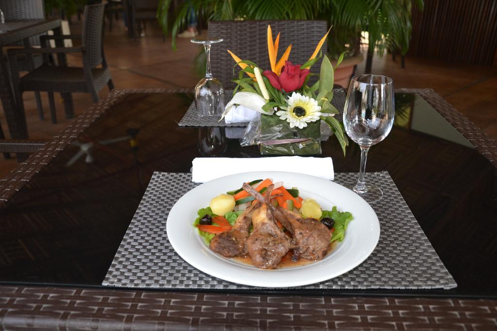 Hôtel Sawa Douala Bagian luar foto