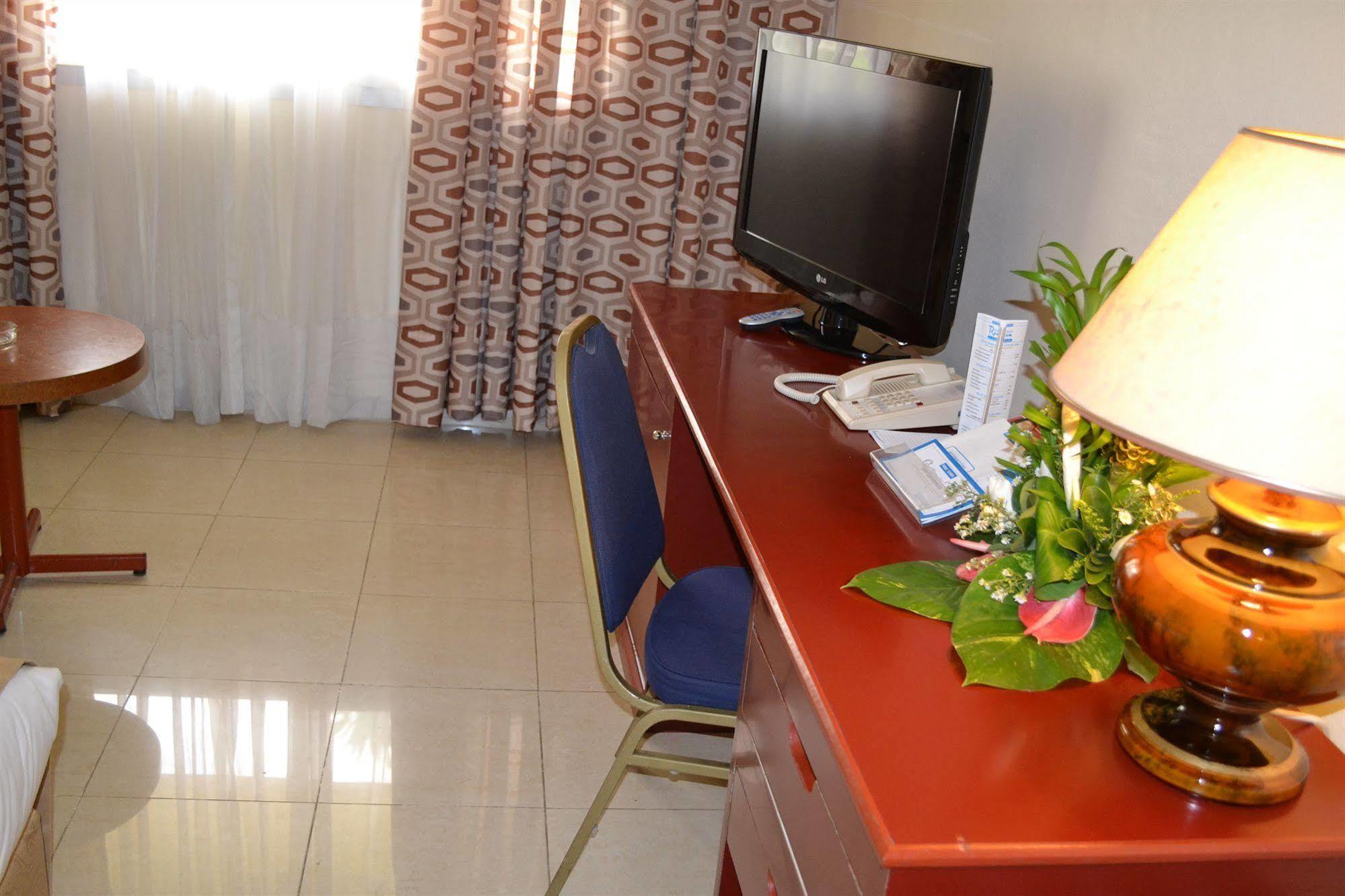 Hôtel Sawa Douala Bagian luar foto