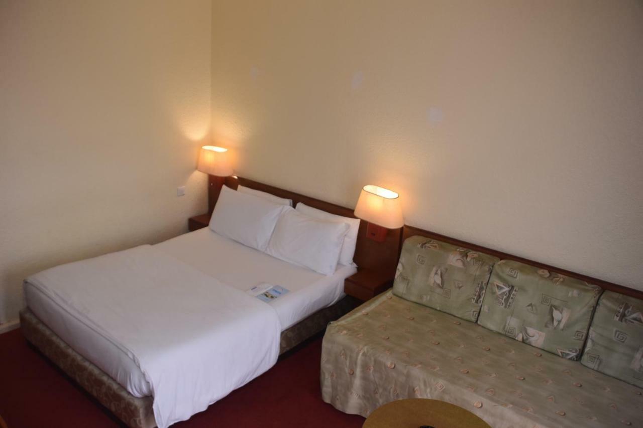 Hôtel Sawa Douala Bagian luar foto
